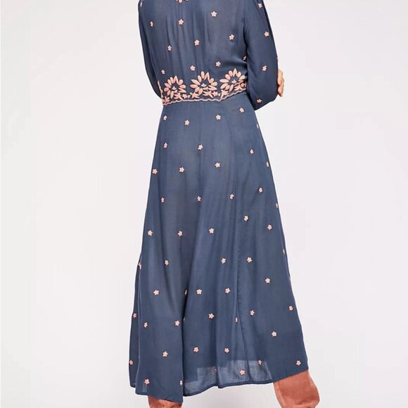 🩵Free People Dress Pink Embroidery V-neck Drawstring Midi Maxi Dress Size Small - Picture 3 of 8